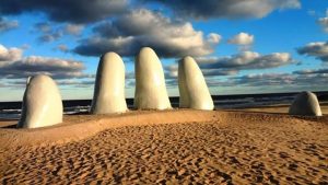 <b>🇺🇾 MONTEVIDÉU 🇺🇾 </b> - Ferias de Inverno ** R$ 1399, à vista** <b>SAÍDA 24/07</b> - Imagem 3